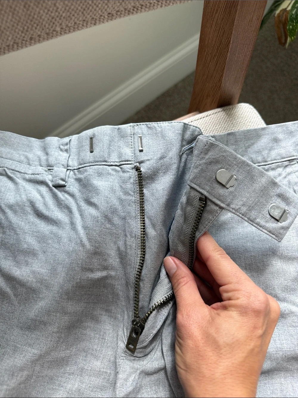 J Crew Men's Gray Casual Shorts - Lightweight Summer Staple